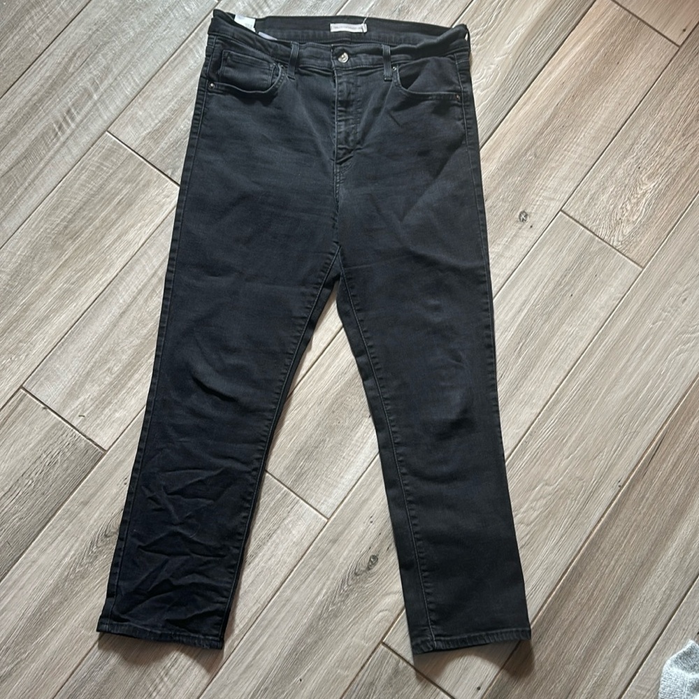 LEVI’s 724 High-Rise Straight Crop Jeans